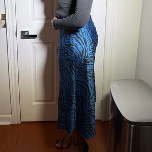 Rebecca Minkoff Blue & Black Zebra Print Midi Skirt – Size 2